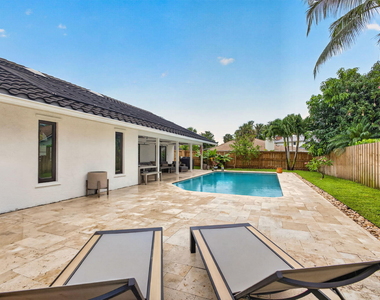 12897 La Rochelle Circle - Photo Thumbnail 78