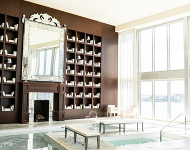 465 Brickell Avenue - Photo Thumbnail 56