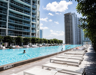 465 Brickell Avenue - Photo Thumbnail 49