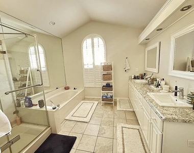 5387 Grand Park Place - Photo Thumbnail 54