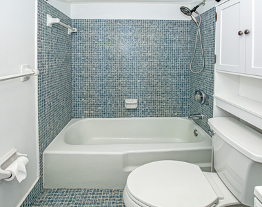 402 Lake Shore Drive - Photo Thumbnail 10