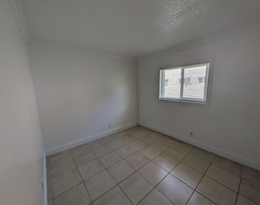 817 Lighthouse Drive - Photo Thumbnail 13