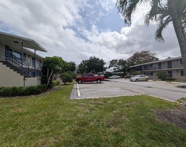 817 Lighthouse Drive - Photo Thumbnail 1