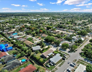 260 Jennings Avenue - Photo Thumbnail 22