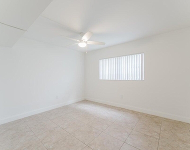 601 Sw 2nd Avenue - Photo Thumbnail 10