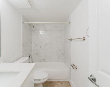 601 Sw 2nd Avenue - Photo Thumbnail 5
