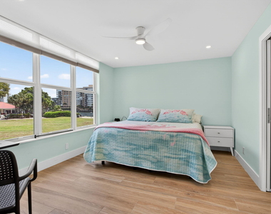 3100 Ne 48th Court - Photo Thumbnail 34