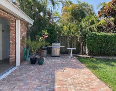 234 Hibiscus Avenue - Photo Thumbnail 19