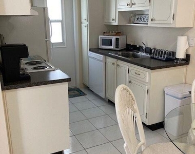 234 Hibiscus Avenue - Photo Thumbnail 10