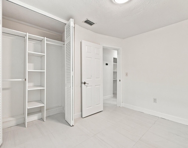 10275 Sw 152nd Street - Photo Thumbnail 23
