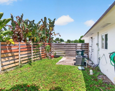200 Ne 28th Terrace - Photo Thumbnail 44