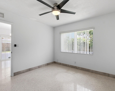 200 Ne 28th Terrace - Photo Thumbnail 34