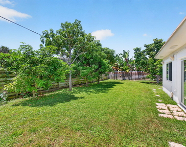 200 Ne 28th Terrace - Photo Thumbnail 41