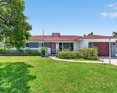 200 Ne 28th Terrace - Photo Thumbnail 4