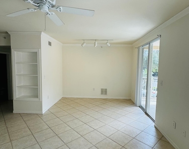 6394 Emerald Dunes Drive - Photo Thumbnail 3