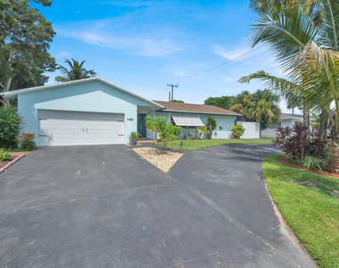 10015 Daisy Avenue - Photo Thumbnail 2