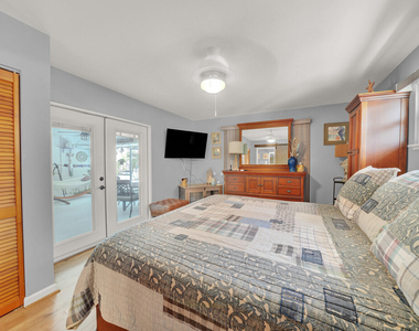 10015 Daisy Avenue - Photo Thumbnail 20