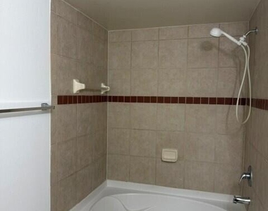 6505 Emerald Dunes Drive - Photo Thumbnail 16