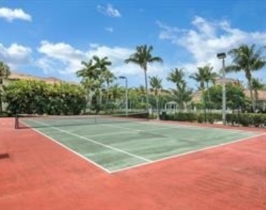 6505 Emerald Dunes Drive - Photo Thumbnail 2