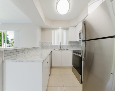431 W Camino Real - Photo Thumbnail 8