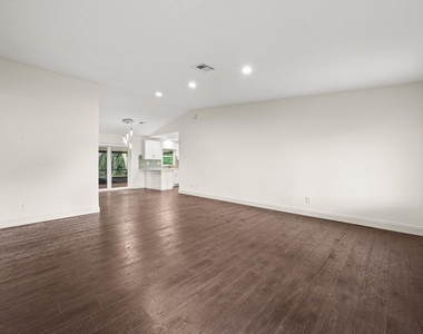 638 Sw 4th Avenue - Photo Thumbnail 7