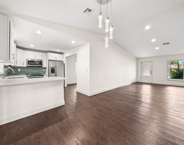 638 Sw 4th Avenue - Photo Thumbnail 6