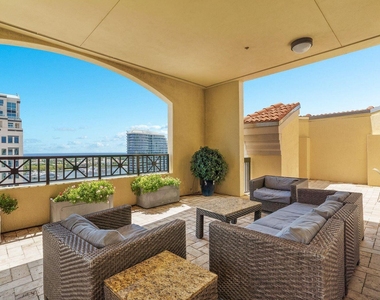 801 S Olive Avenue - Photo Thumbnail 8
