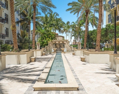 801 S Olive Avenue - Photo Thumbnail 17