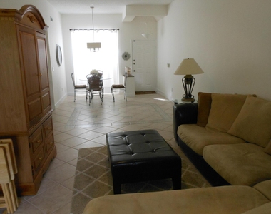 7472 La Paz Boulevard - Photo Thumbnail 2