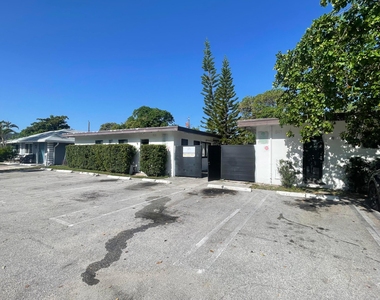841 Nw 5th Avenue - Photo Thumbnail 10