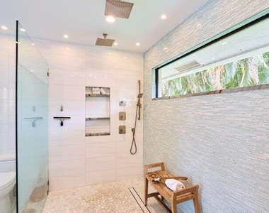 3700 Embassy Drive - Photo Thumbnail 17