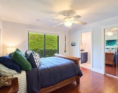 3700 Embassy Drive - Photo Thumbnail 20