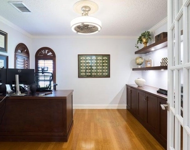 3700 Embassy Drive - Photo Thumbnail 10
