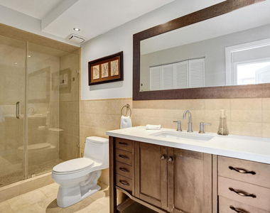 2715 N Ocean Boulevard - Photo Thumbnail 16