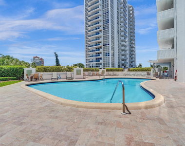 2715 N Ocean Boulevard - Photo Thumbnail 28