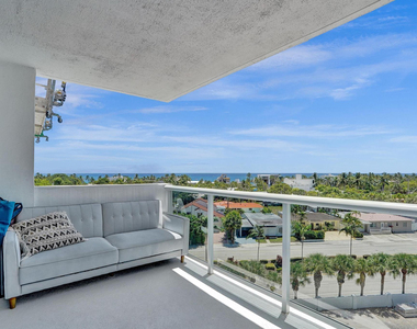 2715 N Ocean Boulevard - Photo Thumbnail 2