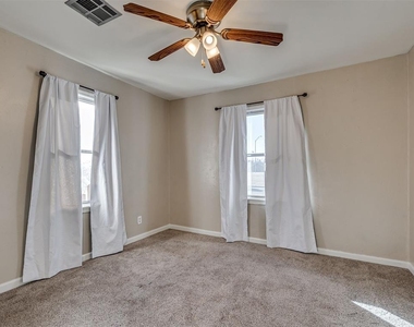 211 W Dale Street - Photo Thumbnail 14