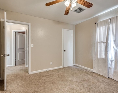 211 W Dale Street - Photo Thumbnail 16