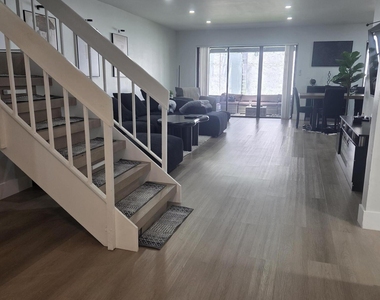 9727 N New River Canal Road - Photo Thumbnail 42