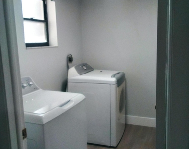 9727 N New River Canal Road - Photo Thumbnail 2