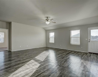 10620 Sw 23rd Terrace - Photo Thumbnail 12