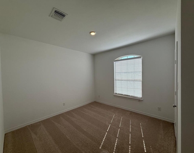 9241 Sw 18th Street - Photo Thumbnail 12