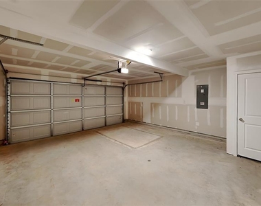 20416 Mule Deer Drive - Photo Thumbnail 15