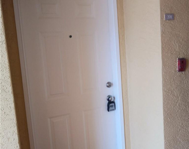 1341 Se 3rd Avenue - Photo Thumbnail 1