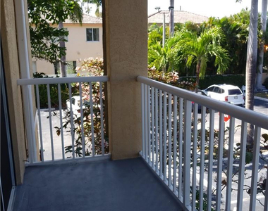 1341 Se 3rd Avenue - Photo Thumbnail 10