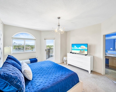 100 S Birch Road - Photo Thumbnail 39