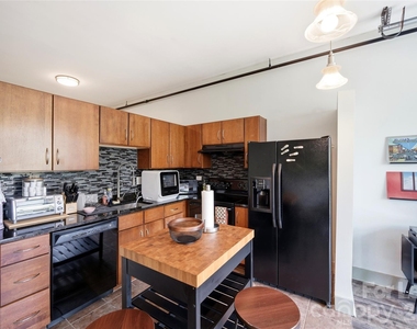 1611 Central Avenue - Photo Thumbnail 6