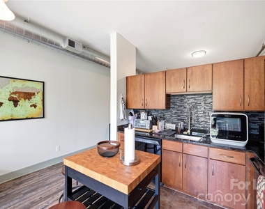 1611 Central Avenue - Photo Thumbnail 7
