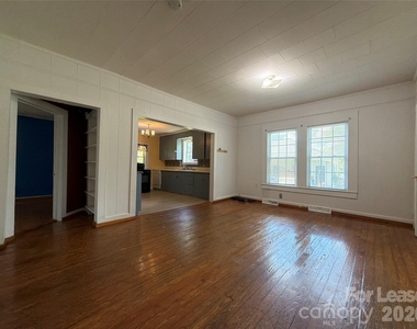 3103 Lowell Road - Photo Thumbnail 2