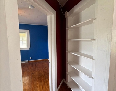 3103 Lowell Road - Photo Thumbnail 6